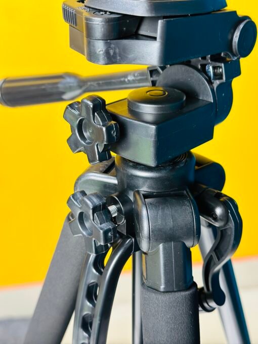 Zomei T120 Mobile & DSLR Tripod - Professional Series (Without Mobile Holder) - Image 6